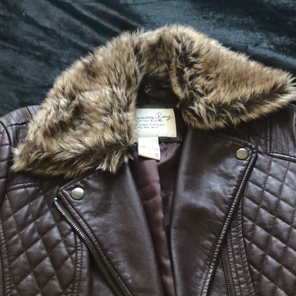 Faux leather jacket beautiful color! - Picture 2 of 5